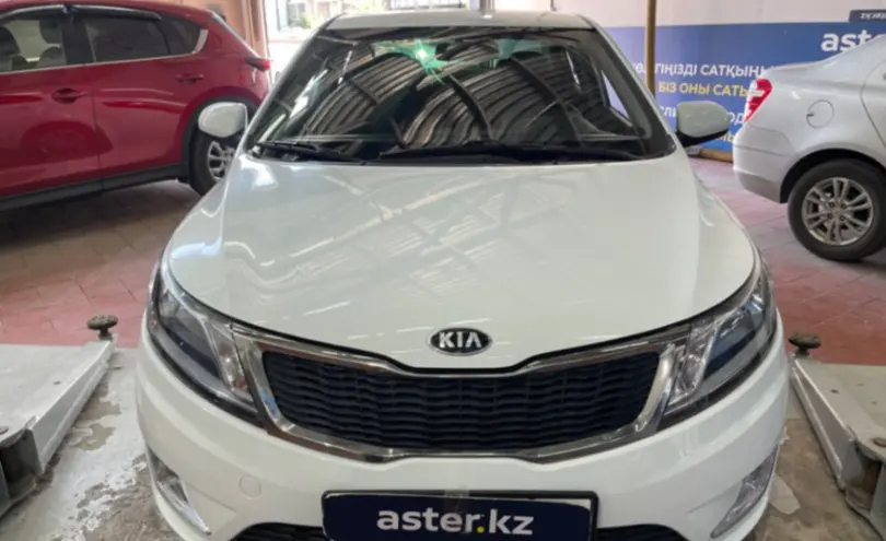 Kia Rio 2014 года за 5 000 000 тг. в Астана фото 2