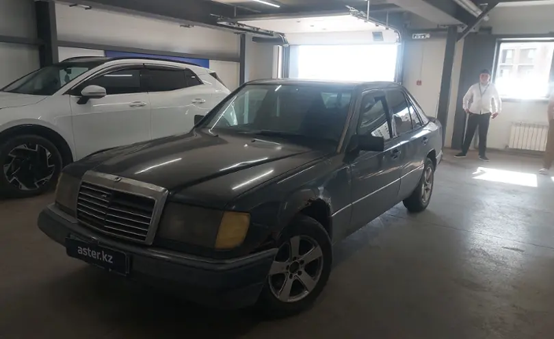 Mercedes-Benz W124 1990 года за 1 000 000 тг. в Астана