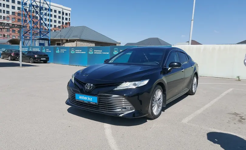 Toyota Camry 2019 года за 18 000 000 тг. в Шымкент
