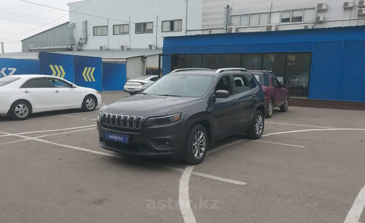 Jeep Cherokee 2018 года за 9 000 000 тг. в Алматы