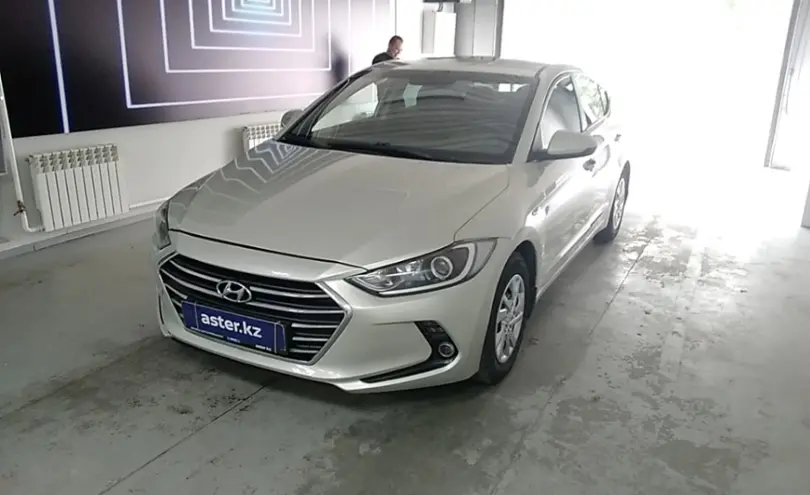 Hyundai Elantra 2017 года за 8 000 000 тг. в Павлодар