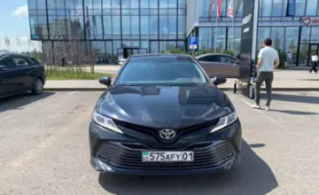Toyota Camry 2019 года за 12 500 000 тг. в Астана фото 2