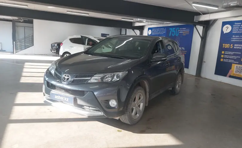 Toyota RAV4 2014 года за 10 000 000 тг. в Астана