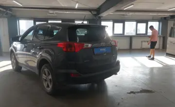 Toyota RAV4 2014 года за 10 000 000 тг. в Астана фото 4