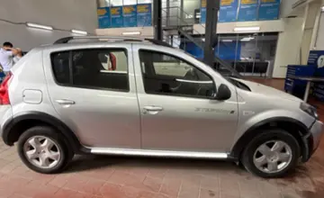 Renault Sandero 2013