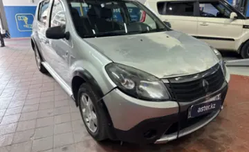 Renault Sandero 2013