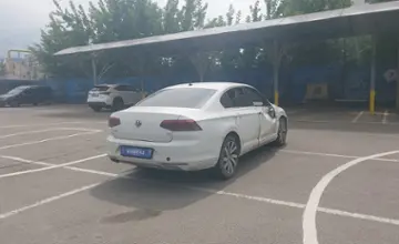 Volkswagen Passat 2017 года за 6 000 000 тг. в Алматы фото 3