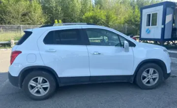 Chevrolet Tracker 2015 года за 4 200 000 тг. в Усть-Каменогорск фото 4