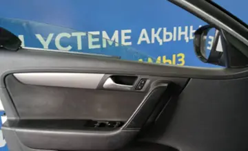 Volkswagen Passat 2014 года за 6 000 000 тг. в Астана фото 1