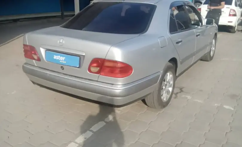 Mercedes-Benz E-Класс 1997 года за 2 500 000 тг. в Караганда фото 5