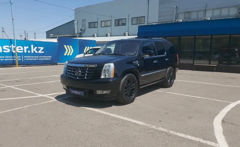 Cadillac Escalade 2013 года за 18 000 000 тг. в Алматы