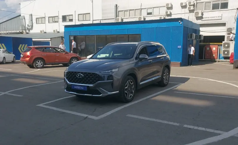 Hyundai Santa Fe 2023 года за 17 300 000 тг. в Алматы