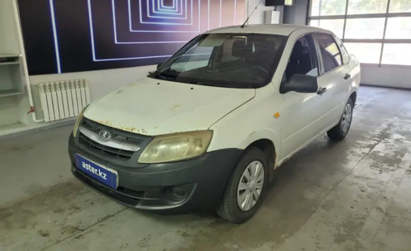 LADA (ВАЗ) Granta 2013 года за 2 000 000 тг. в Павлодар