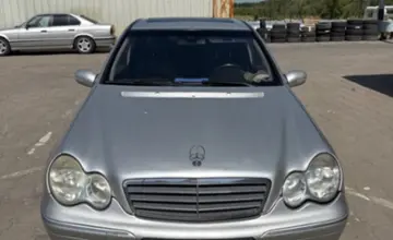 Mercedes-Benz C-Класс 2005 года за 3 000 000 тг. в Караганда фото 2