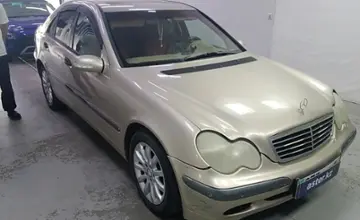 Mercedes-Benz C-Класс 2001 года за 2 500 000 тг. в Павлодар фото 3