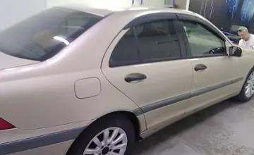 Mercedes-Benz C-Класс 2001 года за 2 500 000 тг. в Павлодар фото 4