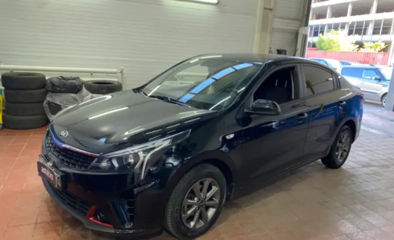Kia Rio 2021 года за 9 300 000 тг. в Астана
