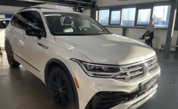 Volkswagen Tiguan 2022 года за 11 500 000 тг. в Астана фото 3