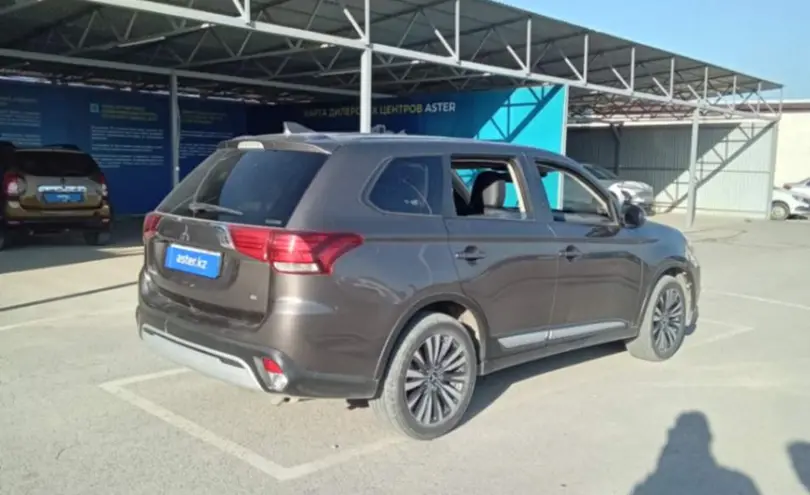 Mitsubishi Outlander 2020 года за 10 000 000 тг. в Кызылорда фото 5