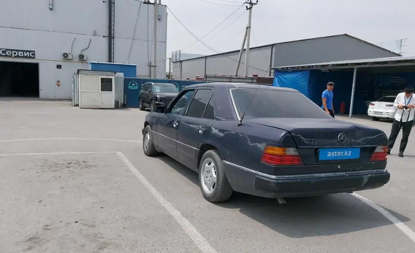 Mercedes-Benz W124 1992 года за 900 000 тг. в Шымкент фото 4