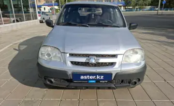 Chevrolet Niva 2012 года за 2 700 000 тг. в Уральск фото 2