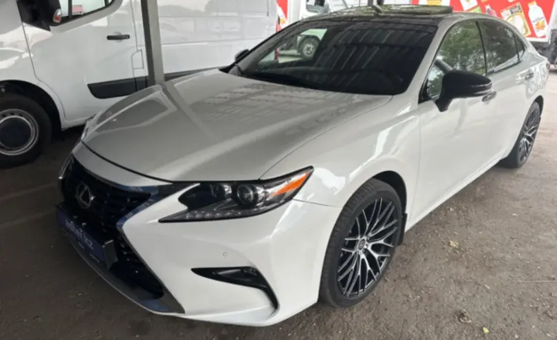 Lexus ES 2013 года за 11 500 000 тг. в Алматы