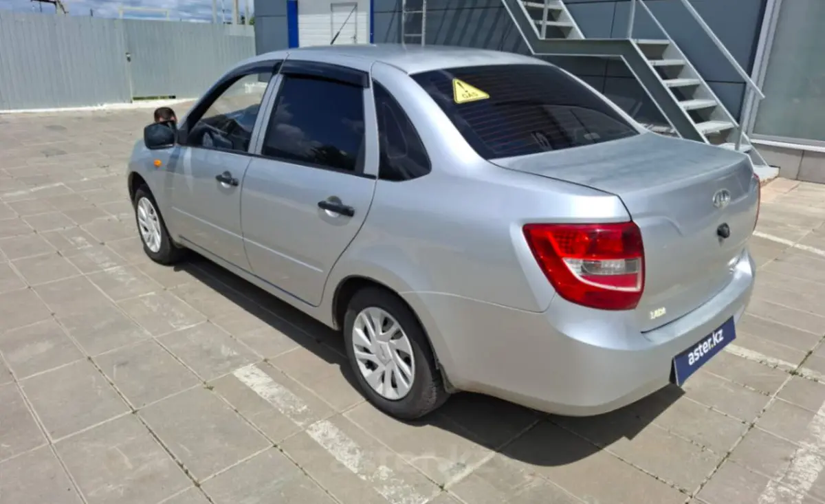 LADA (ВАЗ) Granta 2012 LADA (ВАЗ) Granta 2012