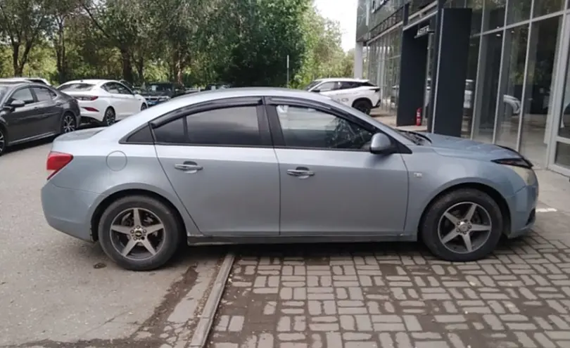 Chevrolet Cruze 2010 года за 3 800 000 тг. в Актобе фото 4