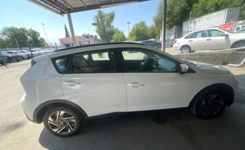 Hyundai Bayon 2023 года за 11 500 000 тг. в Алматы фото 4