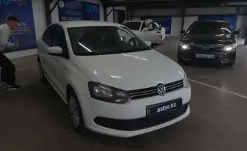 Volkswagen Polo 2014 года за 4 500 000 тг. в Астана фото 2