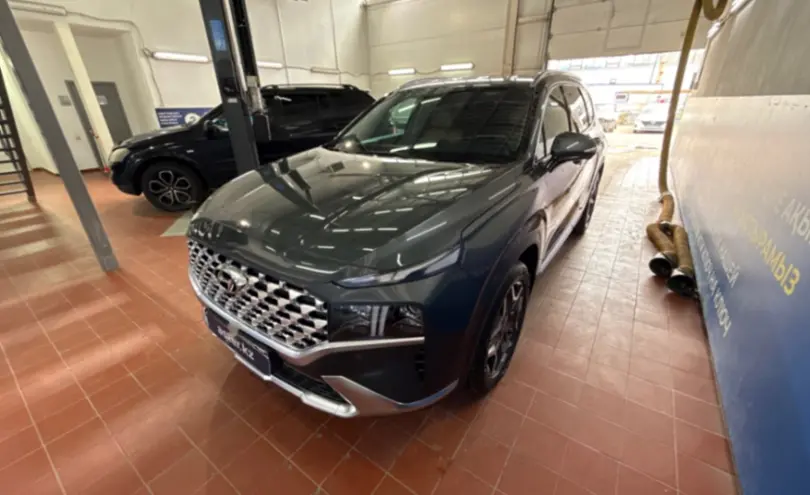 Hyundai Santa Fe 2022 года за 18 500 000 тг. в Астана