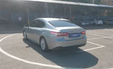 Toyota Camry 2019 года за 13 500 000 тг. в Алматы фото 4