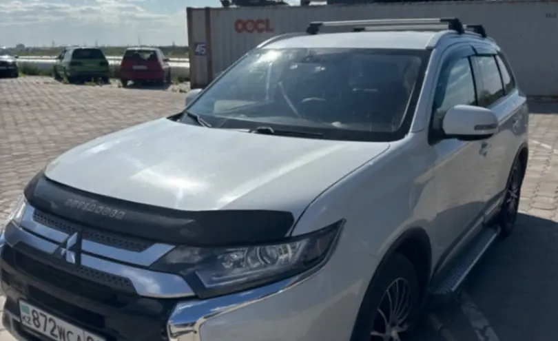 Mitsubishi Outlander 2019 года за 10 500 000 тг. в Караганда