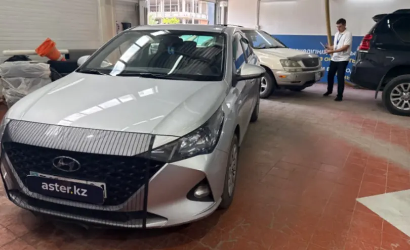 Hyundai Accent 2021 года за 8 000 000 тг. в Астана