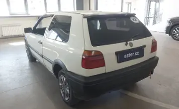 Volkswagen Golf 1994 года за 1 200 000 тг. в Астана фото 4