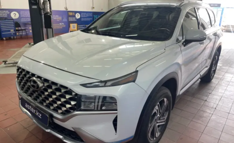 Hyundai Santa Fe 2021 года за 15 000 000 тг. в Астана