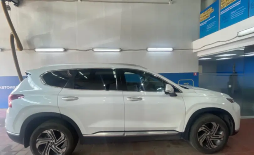 Hyundai Santa Fe 2021 года за 15 000 000 тг. в Астана фото 4