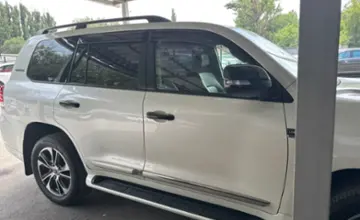 Toyota Land Cruiser 2020 года за 40 000 000 тг. в Алматы фото 4