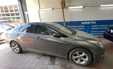 Hyundai i40 2012 года за 5 000 000 тг. в Астана фото 4