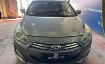 Hyundai i40 2012 года за 5 000 000 тг. в Астана фото 2