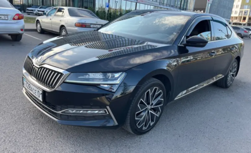 Skoda Superb 2020 года за 15 000 000 тг. в Астана