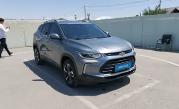 Chevrolet Tracker 2022 года за 9 000 000 тг. в Шымкент фото 2