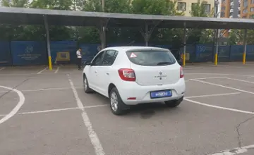 Renault Sandero 2019 года за 5 400 000 тг. в Алматы фото 4