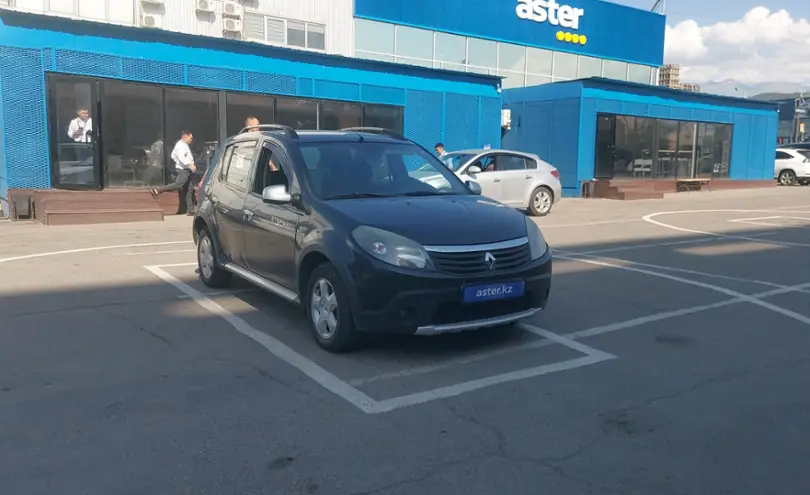 Renault Sandero 2012 года за 3 300 000 тг. в Алматы фото 2