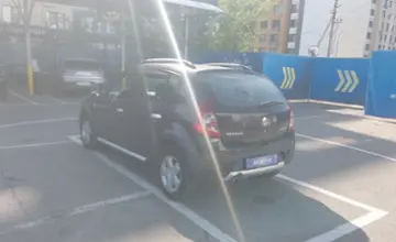 Renault Sandero 2012 года за 3 300 000 тг. в Алматы фото 4