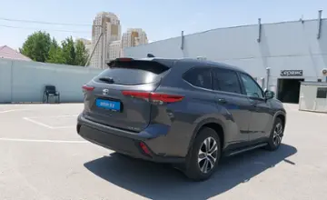 Toyota Highlander 2021 года за 22 000 000 тг. в Шымкент фото 3