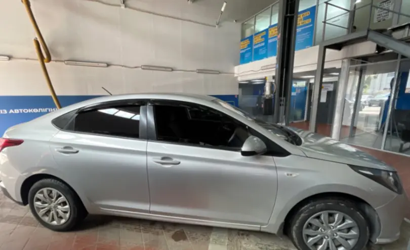 Hyundai Accent 2020 года за 6 200 000 тг. в Астана фото 4