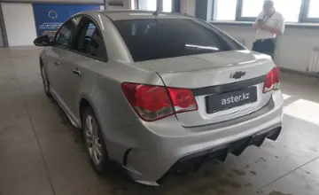 Chevrolet Cruze 2013 года за 5 000 000 тг. в Астана фото 4