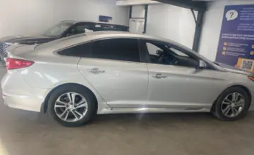 Hyundai Sonata 2015 года за 8 000 000 тг. в Астана фото 4