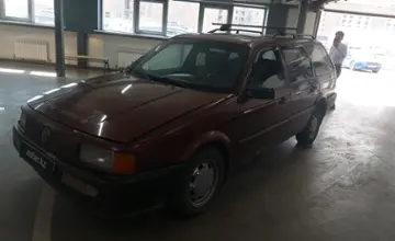 Volkswagen Passat 1990 года за 900 000 тг. в Астана фото 1